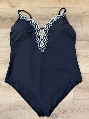 Black Lace-Trim One-Piece Swimsuit - Women Swim